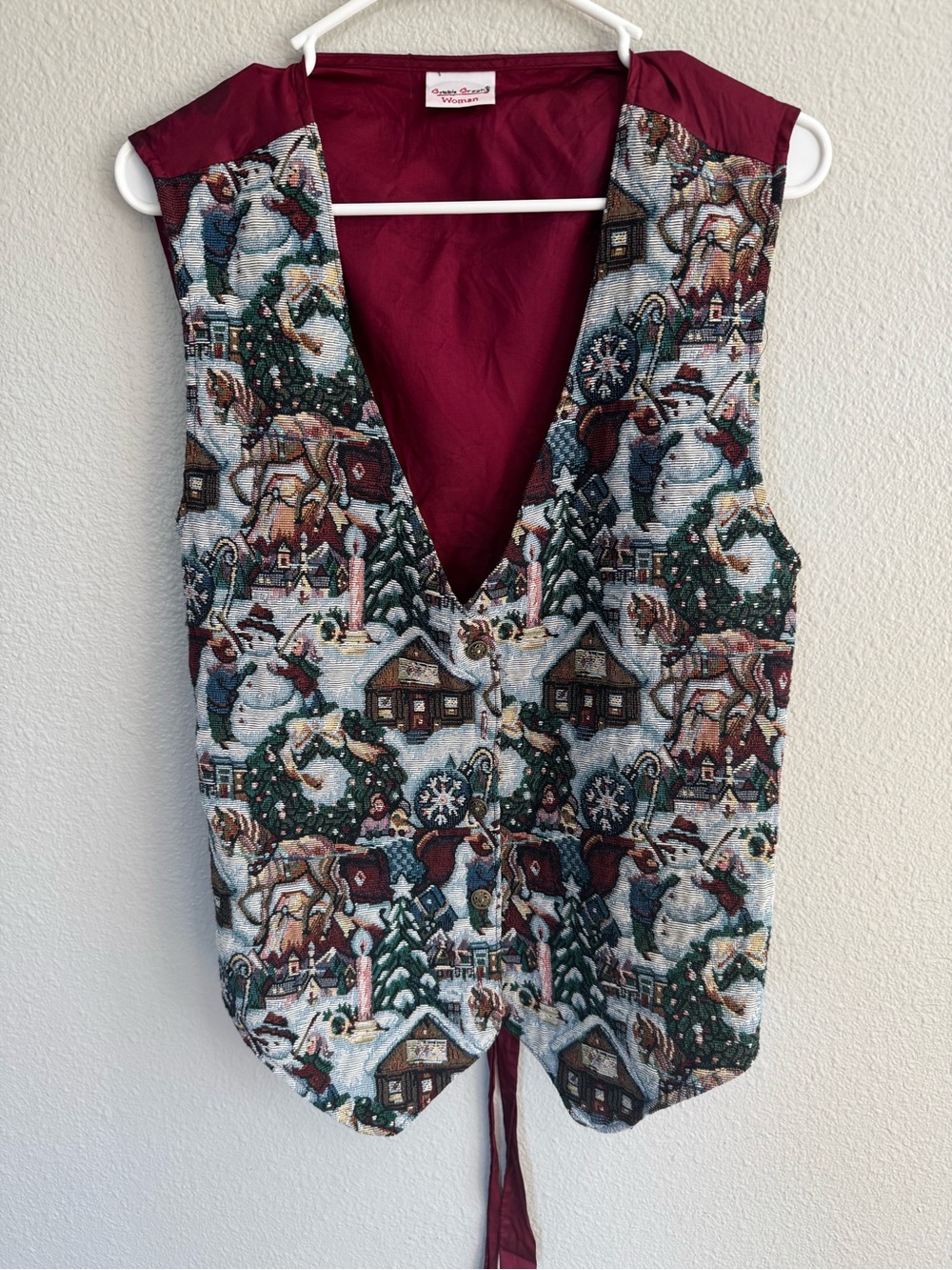 Vintage Womens Christmas tapestry Vest -Bobbie Brooks